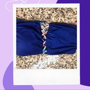 Victoria’s Secret: swimsuit, bikini top